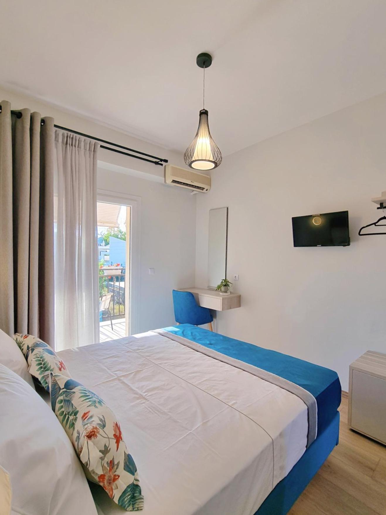 Despina Apartment *